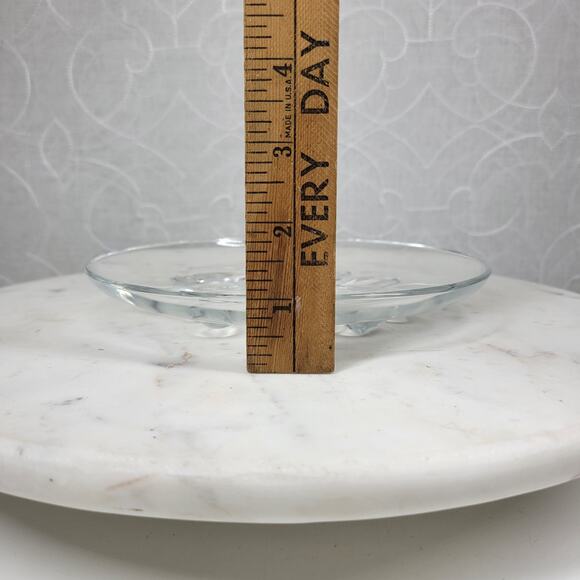 Luminarc Shrimp Plates 7.5" Clear Embossed Design Lunch Plate Set of 4 - Picture 13 of 14